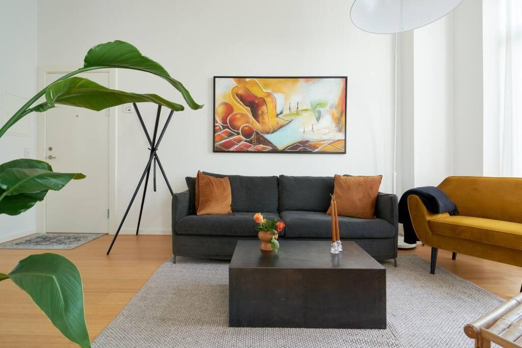 Location - Citycenter - Balcony Lejlighed *